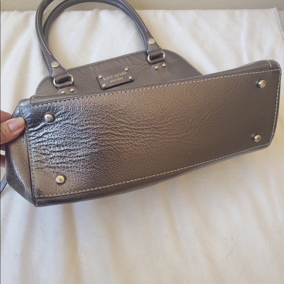 GORGEOUS METALLIC KATE SPADE HANDBAG - Picture 2 of 4